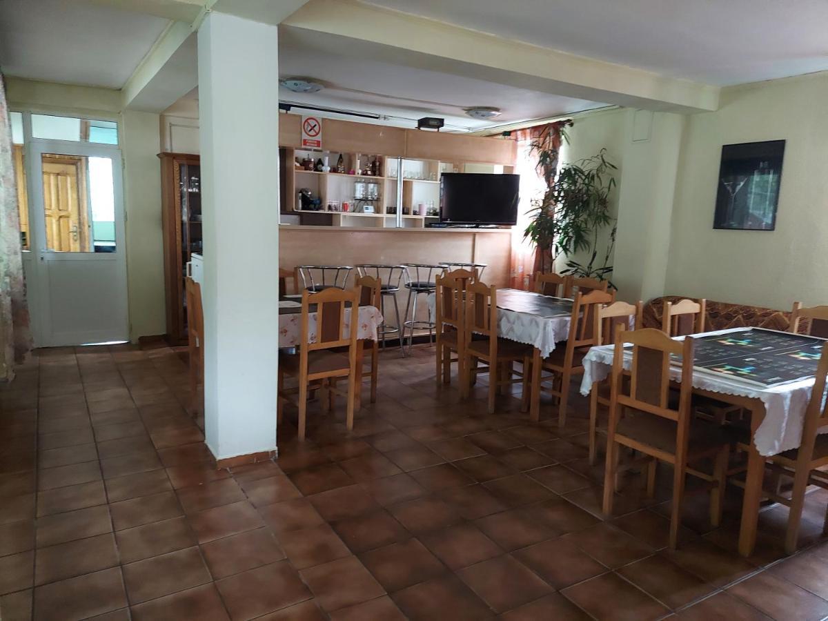 Pensiune Casa Barcaru Azuga Esterno foto
